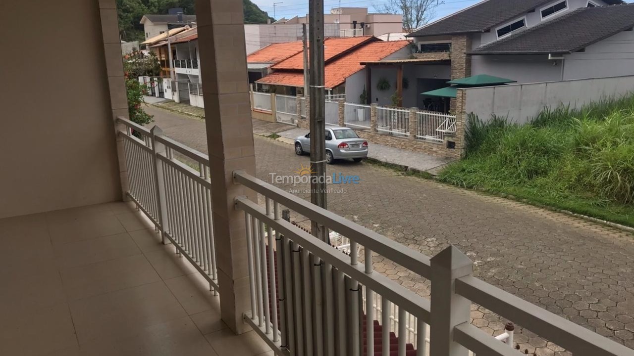 Casa para aluguel de temporada em São Francisco do Sul (Enseada)