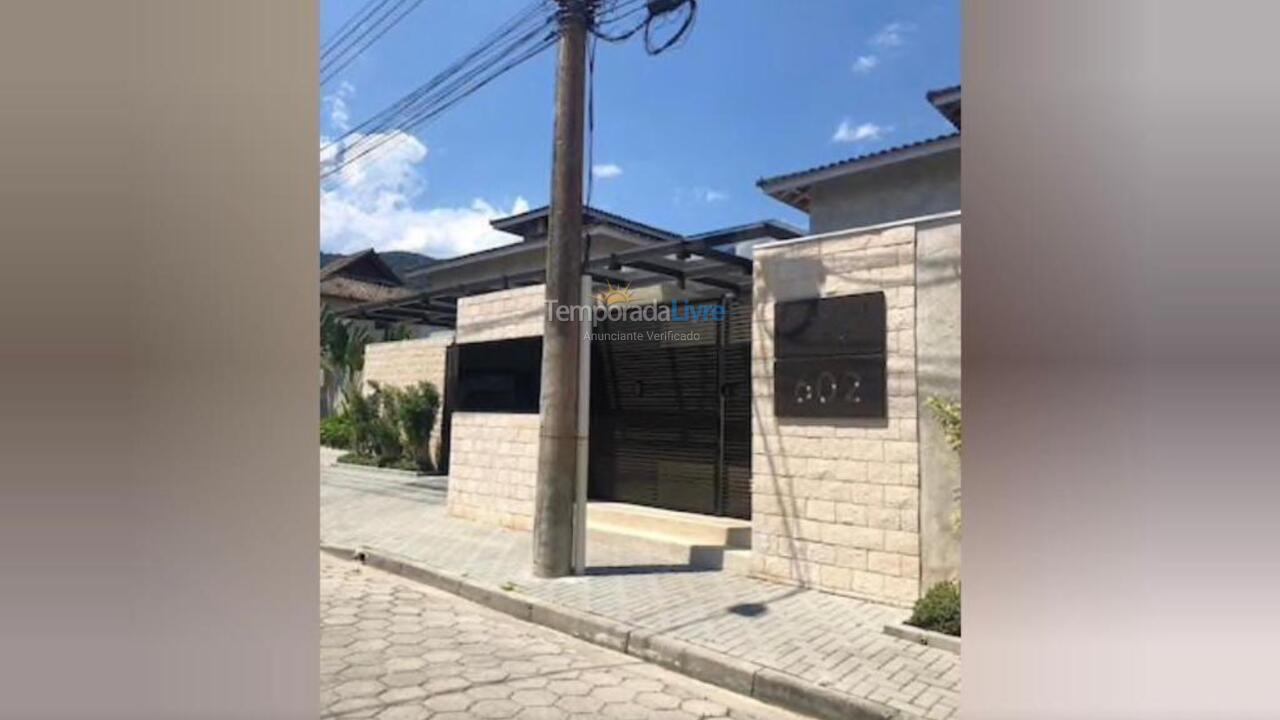 Casa para aluguel de temporada em São Sebastião (Juquehy)