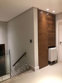Mansion in a gated community, close to the sea, in Guarajuba-Ba