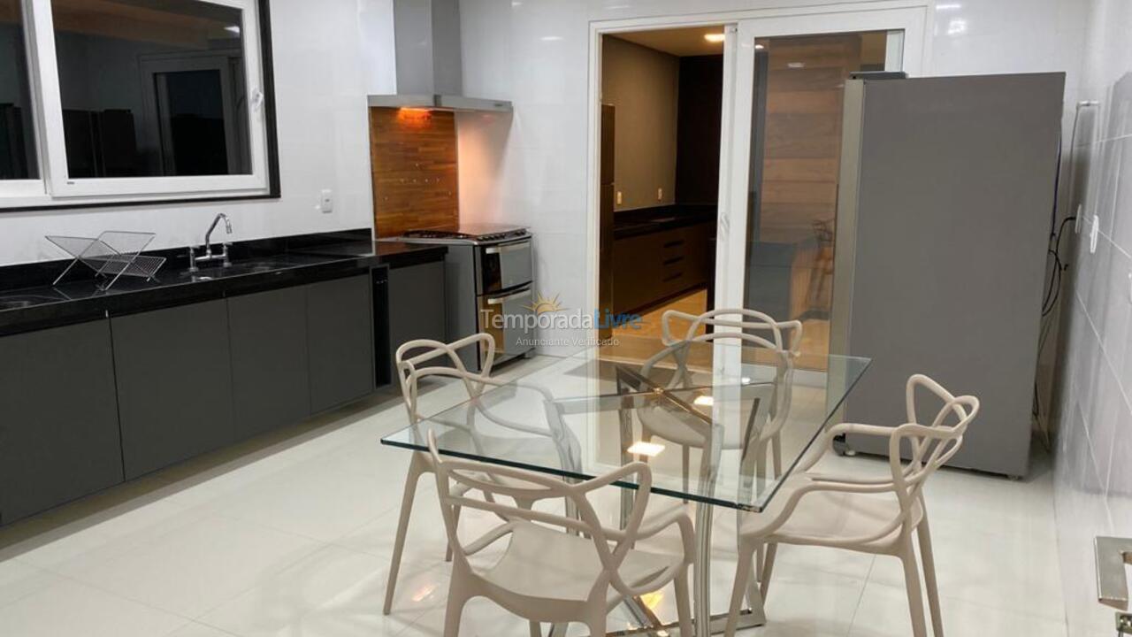 Casa para aluguel de temporada em Rio de Janeiro (Barra da Tijuca)