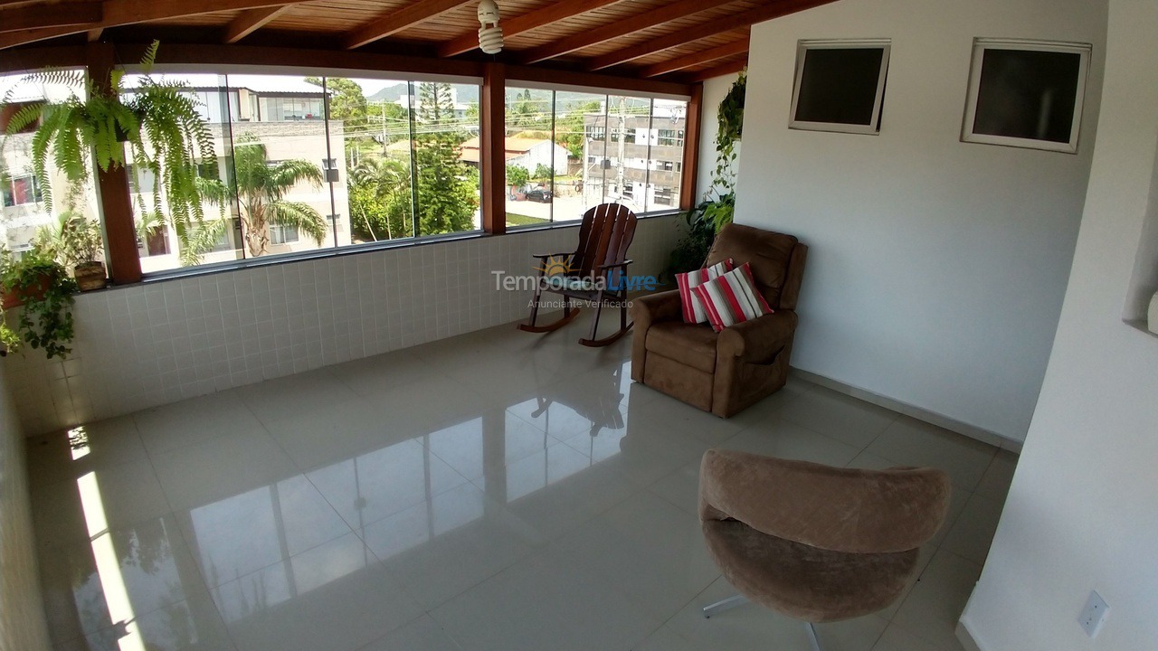 Apartamento para aluguel de temporada em Florianopolis (Praia dos Ingleses)