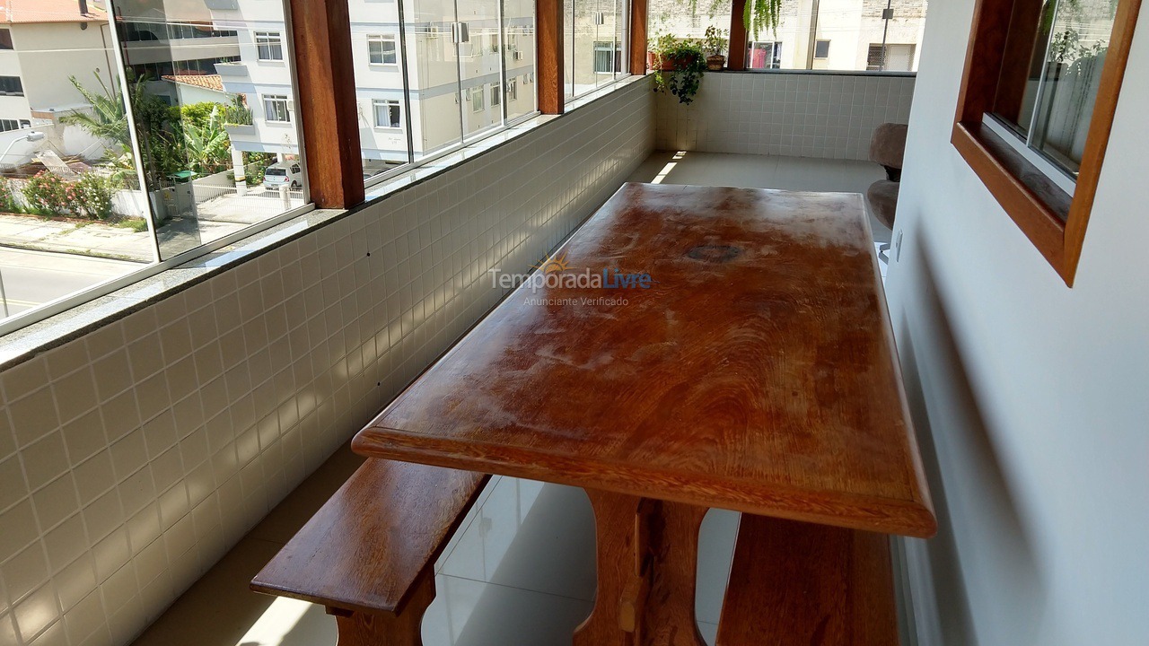 Apartamento para aluguel de temporada em Florianopolis (Praia dos Ingleses)