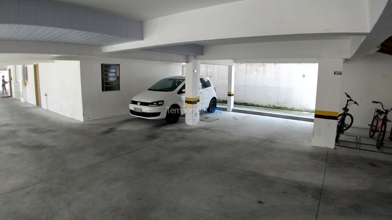 Apartamento para aluguel de temporada em Florianopolis (Praia dos Ingleses)