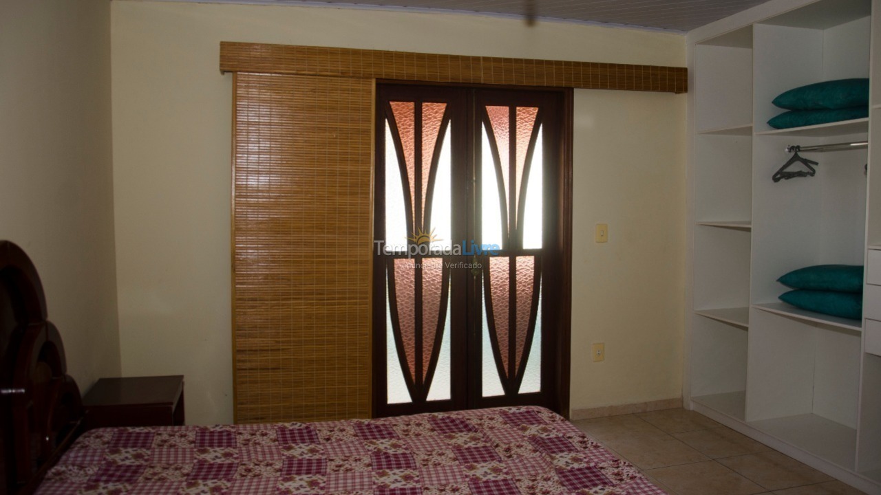 Casa para alquiler de vacaciones em Cabo Frio (Peró)