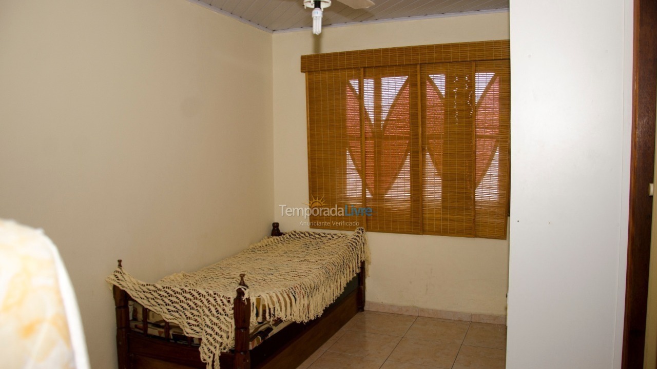 Casa para alquiler de vacaciones em Cabo Frio (Peró)