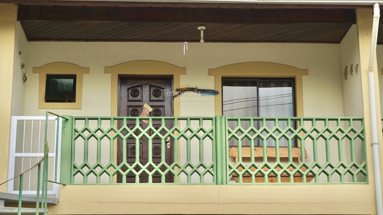 Apartamento para aluguel de temporada em Ubatuba (Maranduba)