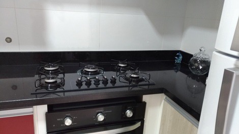 AP. NOVO, VISÃO P/O MAR, AR COND.WIFI, NETFLIX E GARAGEM