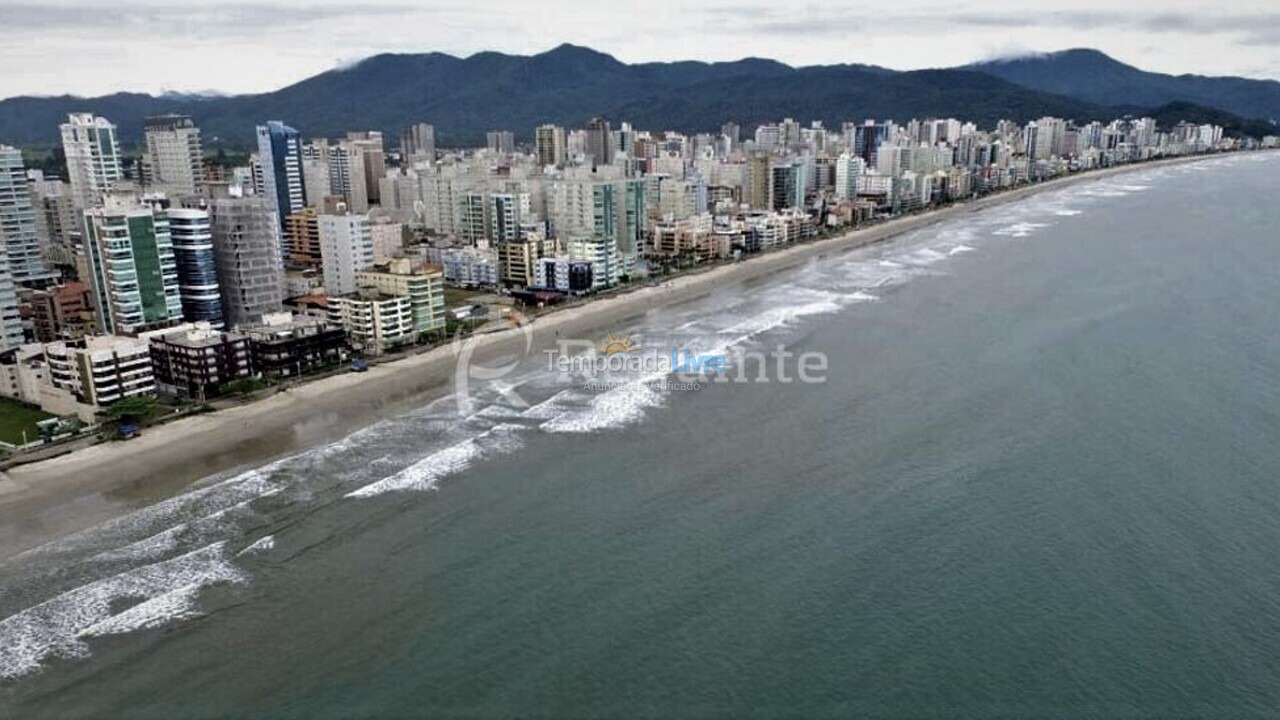 Apartamento para aluguel de temporada em Itapema (Meia Praia)