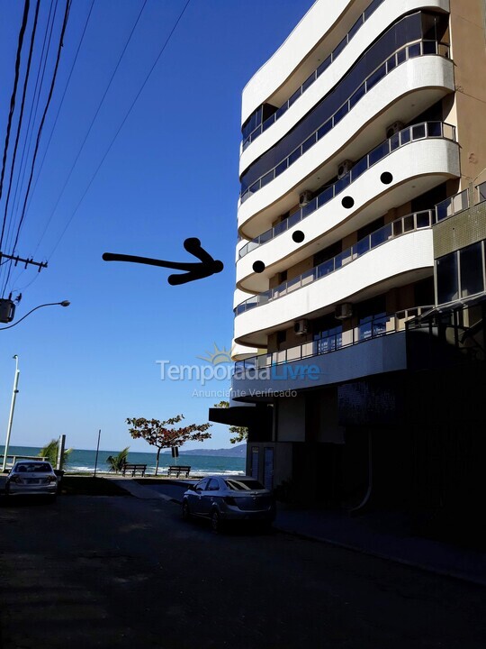 Apartamento para aluguel de temporada em Itapema (Meia Praia)