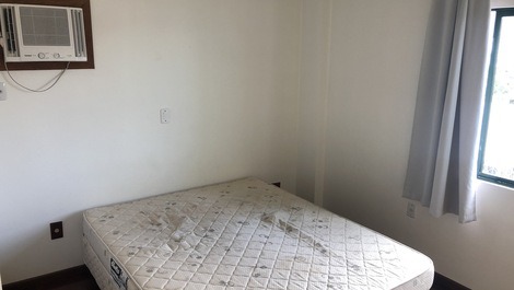 DOIS DORMITÓRIOS NO CORAÇÃO DO CENTRO COM VISTA PARA O MAR