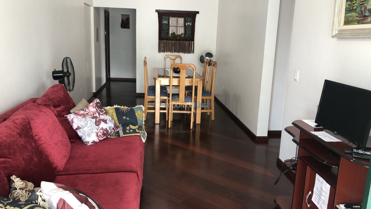 Apartamento para aluguel de temporada em Itapema (Centro)