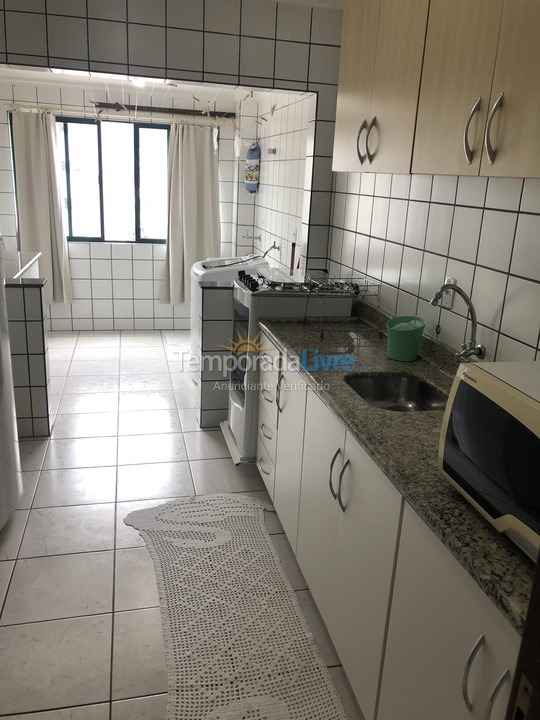 Apartamento para aluguel de temporada em Itapema (Centro)