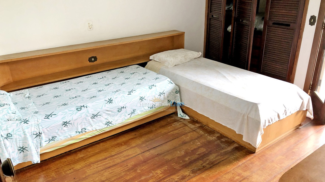 House for vacation rental in Guarujá (Jardim Acapulco)