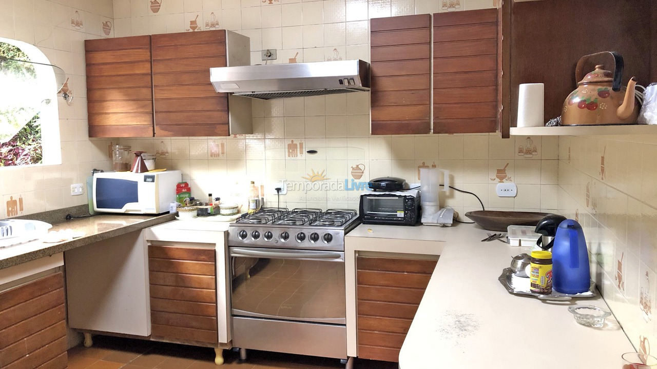 House for vacation rental in Guarujá (Jardim Acapulco)