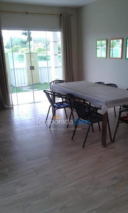 Casa para alquiler de vacaciones em Cabo Frio (Peró)