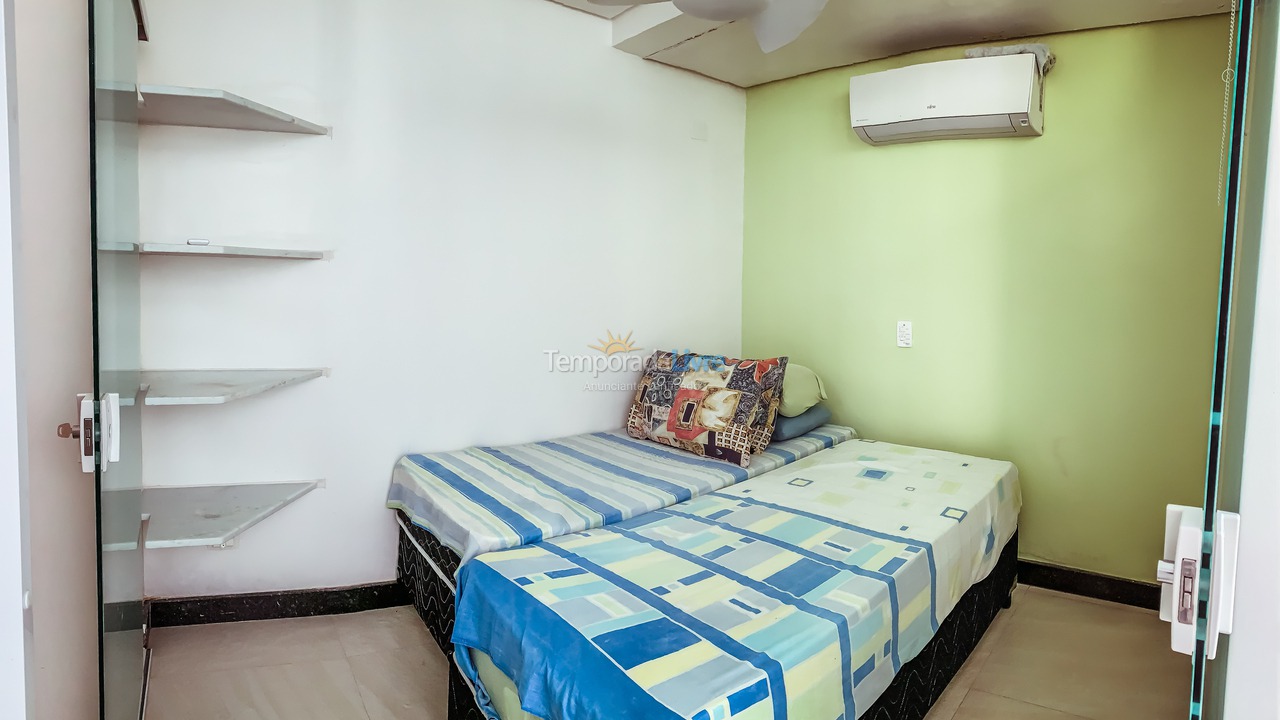 House for vacation rental in Ubatuba (Praia das Toninhas)