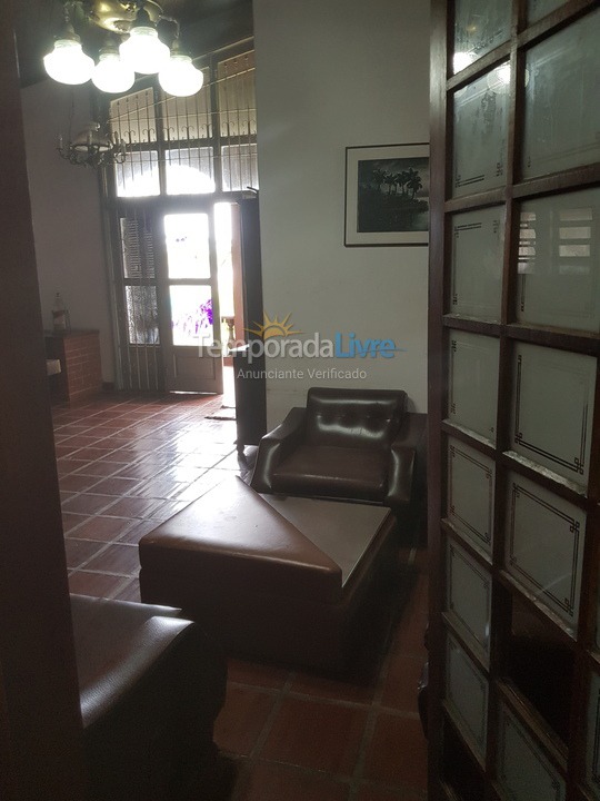 Casa para alquiler de vacaciones em Caraguatatuba (Indaiá)