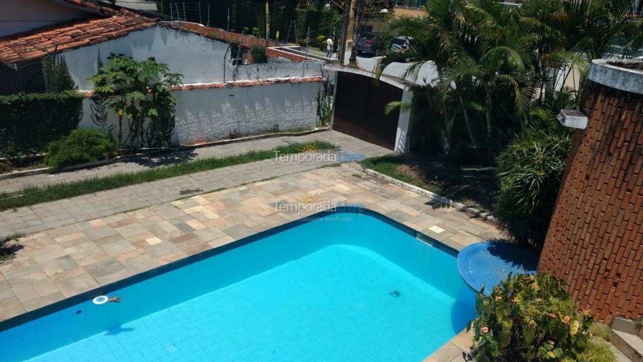 Casa para alquiler de vacaciones em Guarujá (Enseada)