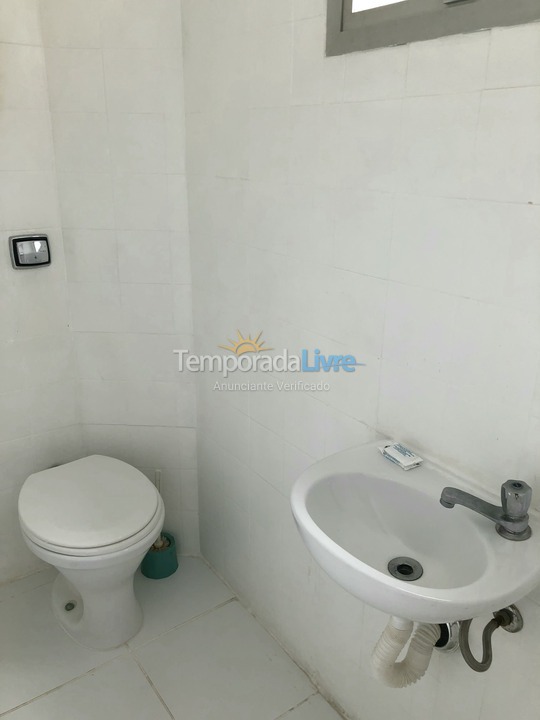 Apartamento para aluguel de temporada em Guarujá (Pitangueiras)