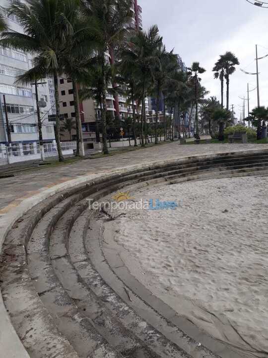 Apartamento para aluguel de temporada em Praia Grande (Praia do Caiçara)