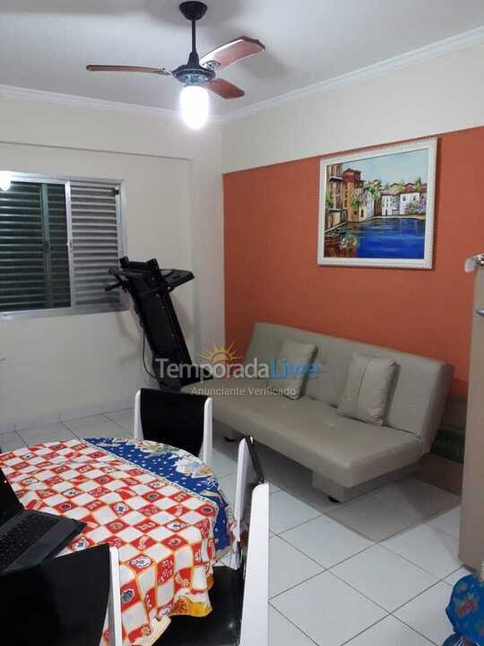 Apartamento para aluguel de temporada em Praia Grande (Praia do Caiçara)