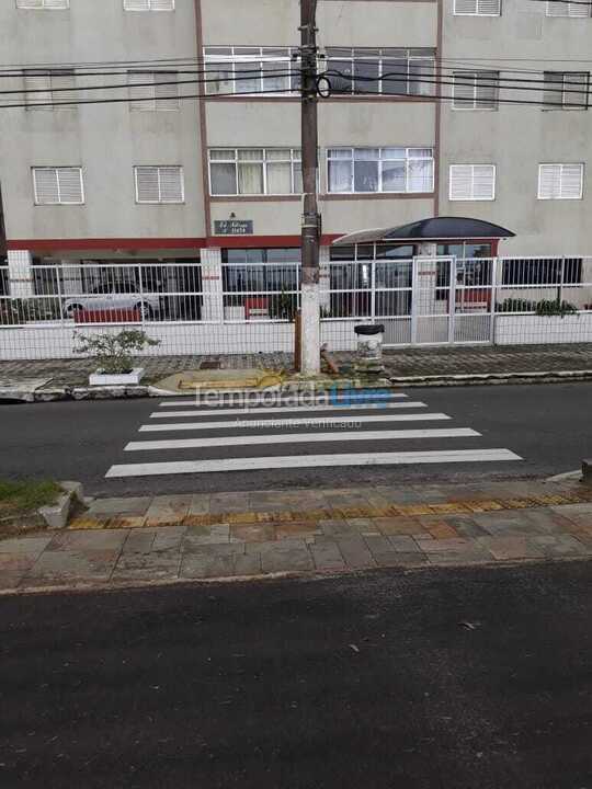 Apartamento para aluguel de temporada em Praia Grande (Praia do Caiçara)