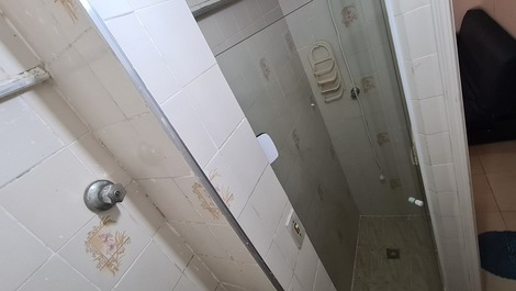 Aluguel de apartamento na praia de Pitangueiras no Guarujá