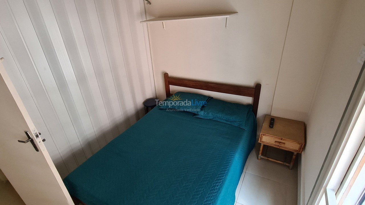 Apartamento para aluguel de temporada em Guarujá (Pitangueiras)