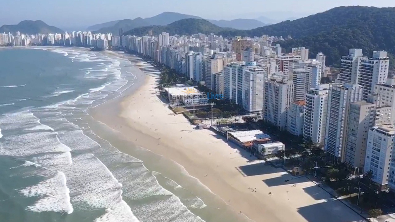 Apartamento para aluguel de temporada em Guarujá (Pitangueiras)