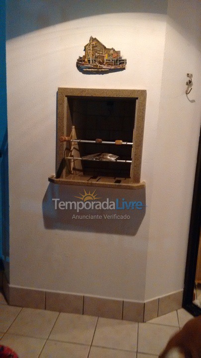 Apartamento para aluguel de temporada em Florianópolis (Praia Brava)