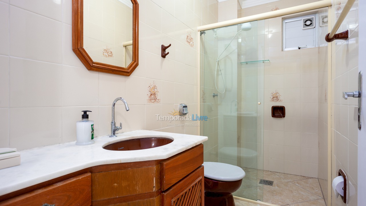 Apartamento para alquiler de vacaciones em Itapema (Meia Praia)