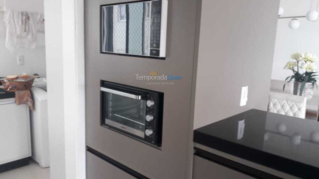 Apartamento para alquiler de vacaciones em Itapema (Meia Praia)