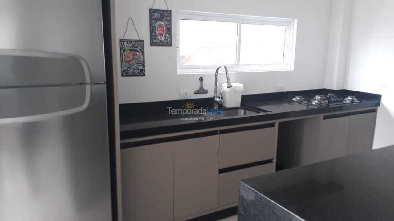 Apartamento para alquiler de vacaciones em Itapema (Meia Praia)