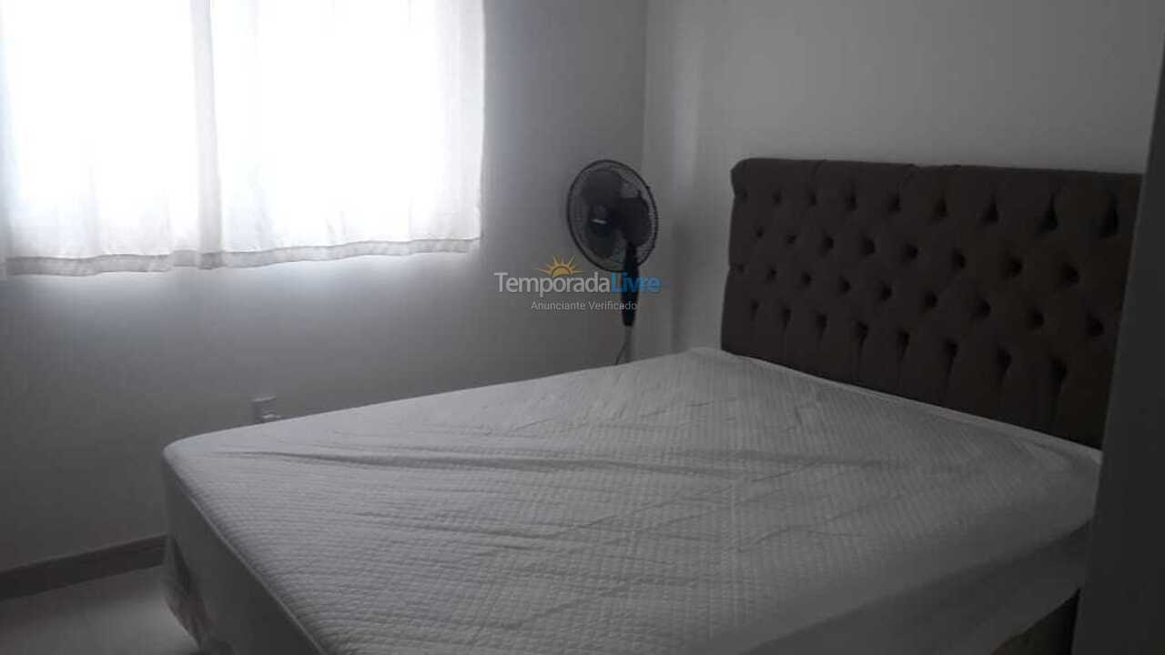 Apartamento para alquiler de vacaciones em Itapema (Meia Praia)