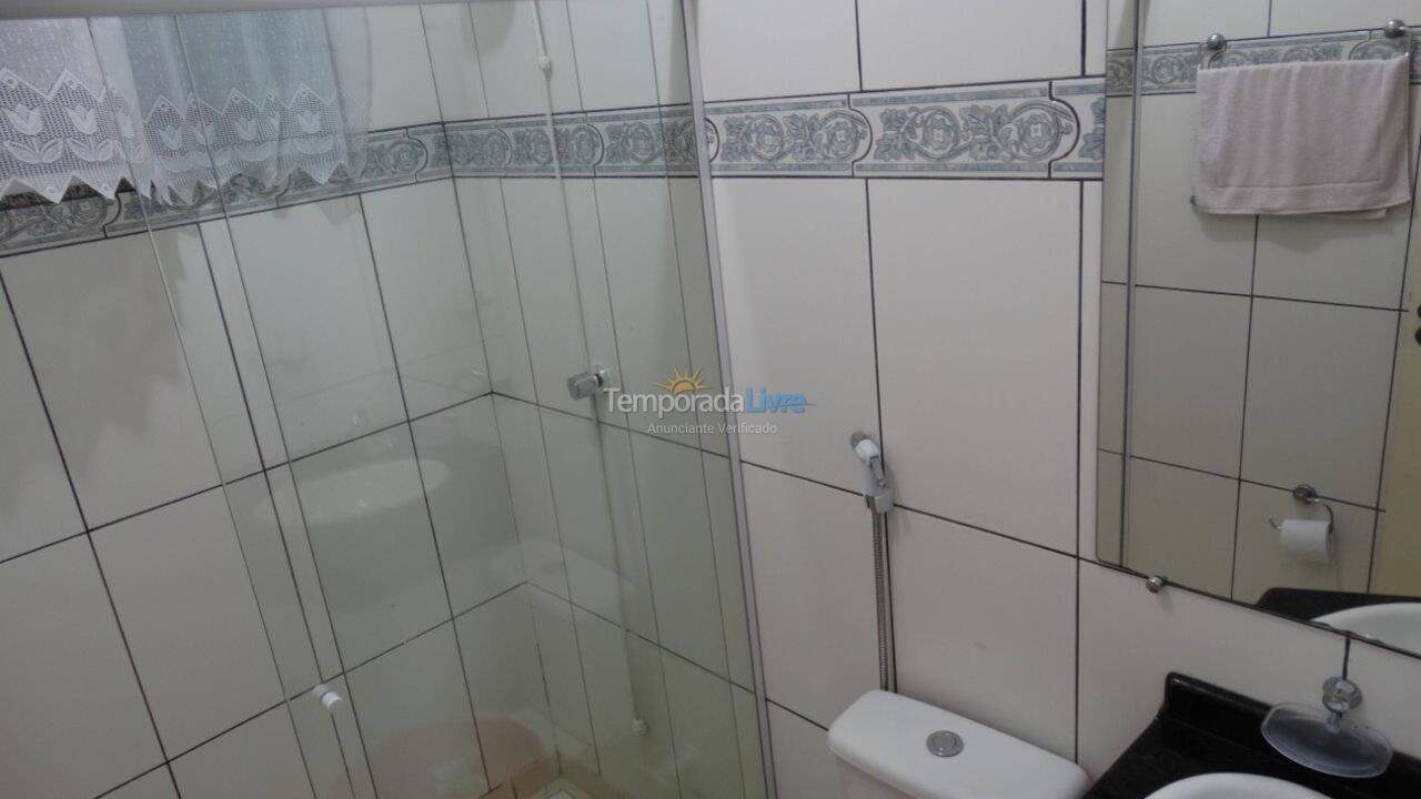 Apartamento para alquiler de vacaciones em Bombinhas (Praia de Bombas)