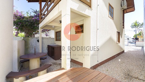 Casa en el centro de Canto Grande, a 150 metros del mar