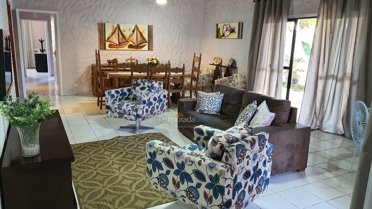 Casa para aluguel de temporada em Guarujá (Jardim Virgínia)