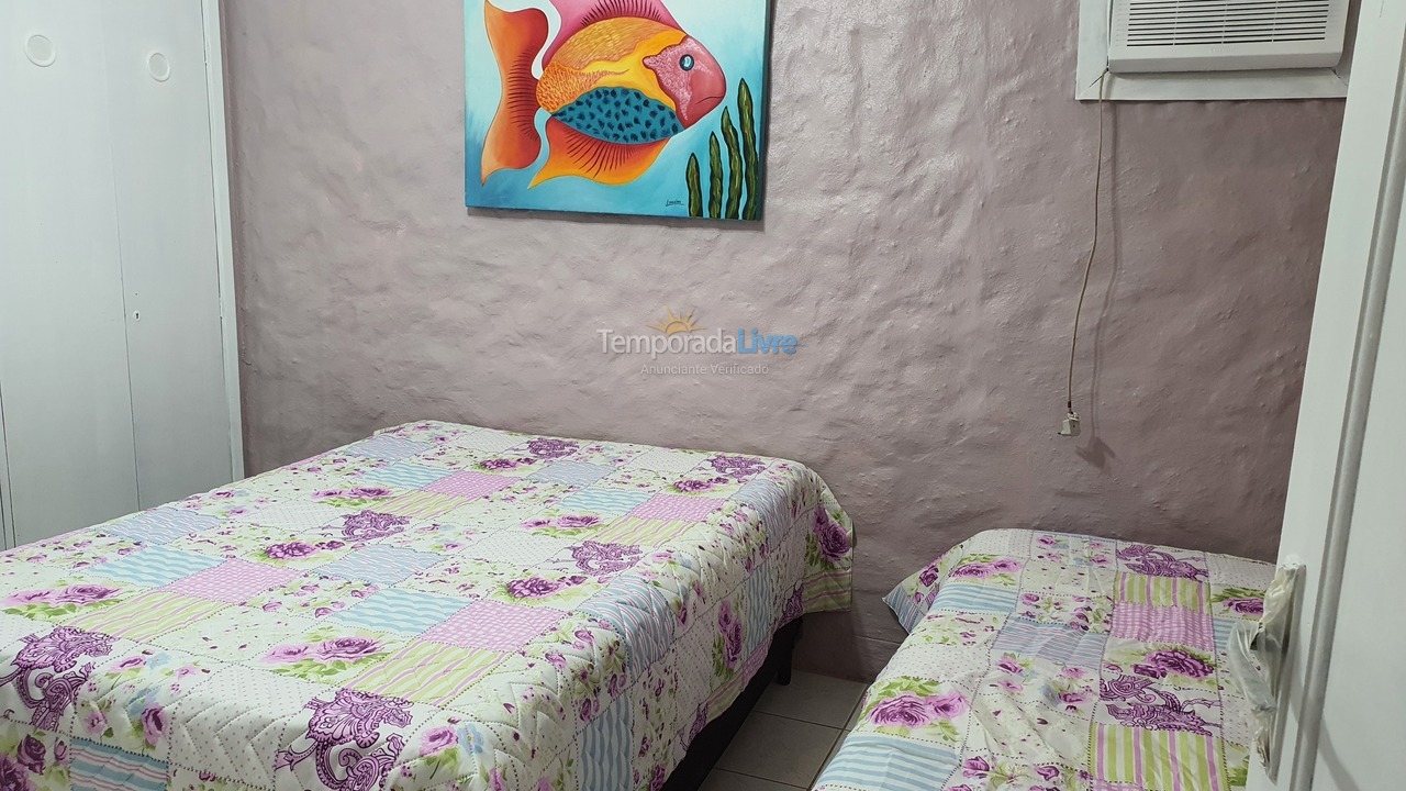 Casa para aluguel de temporada em Guarujá (Jardim Virgínia)