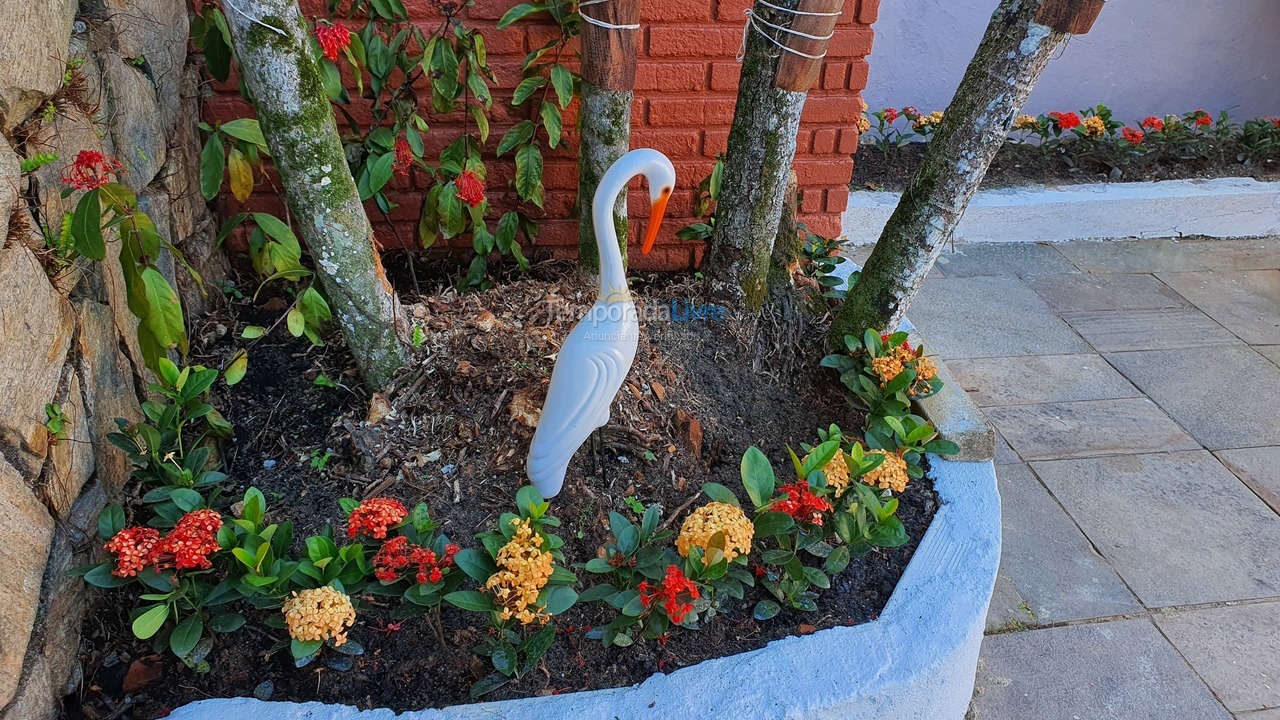 Casa para aluguel de temporada em Guarujá (Jardim Virgínia)