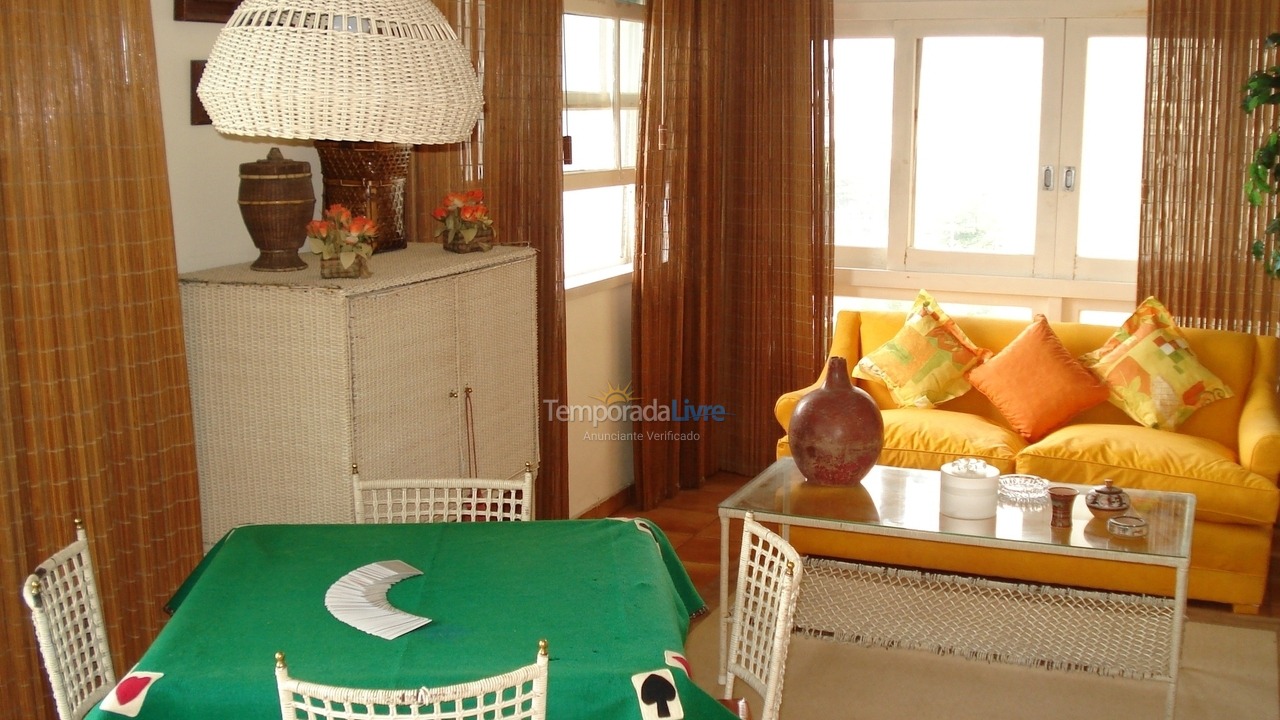 Apartment for vacation rental in Guarujá (Pitangueiras)