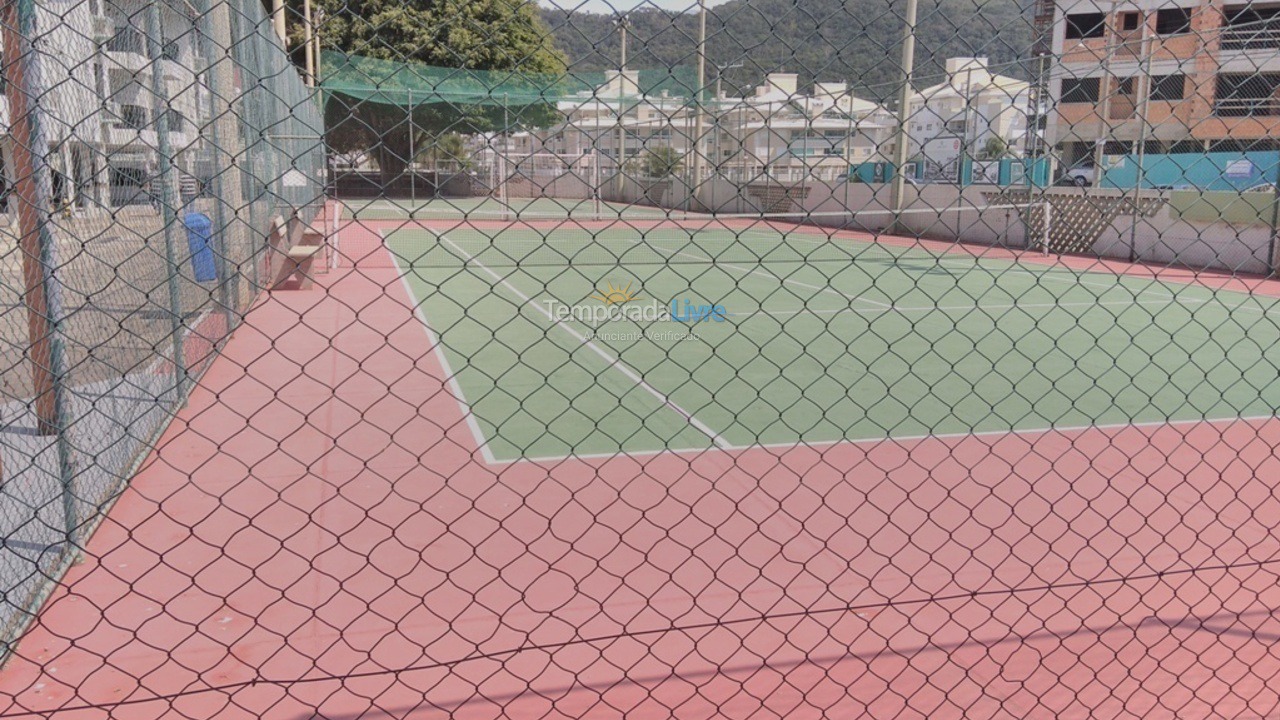 Apartamento para aluguel de temporada em Florianopolis (Praia dos Ingleses)