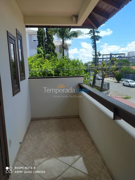 House for vacation rental in Florianopolis (Canasvieiras)