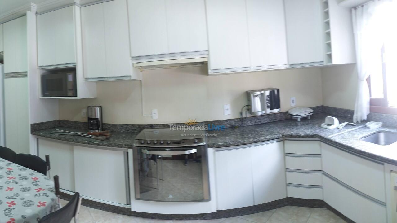 House for vacation rental in Florianopolis (Canasvieiras)