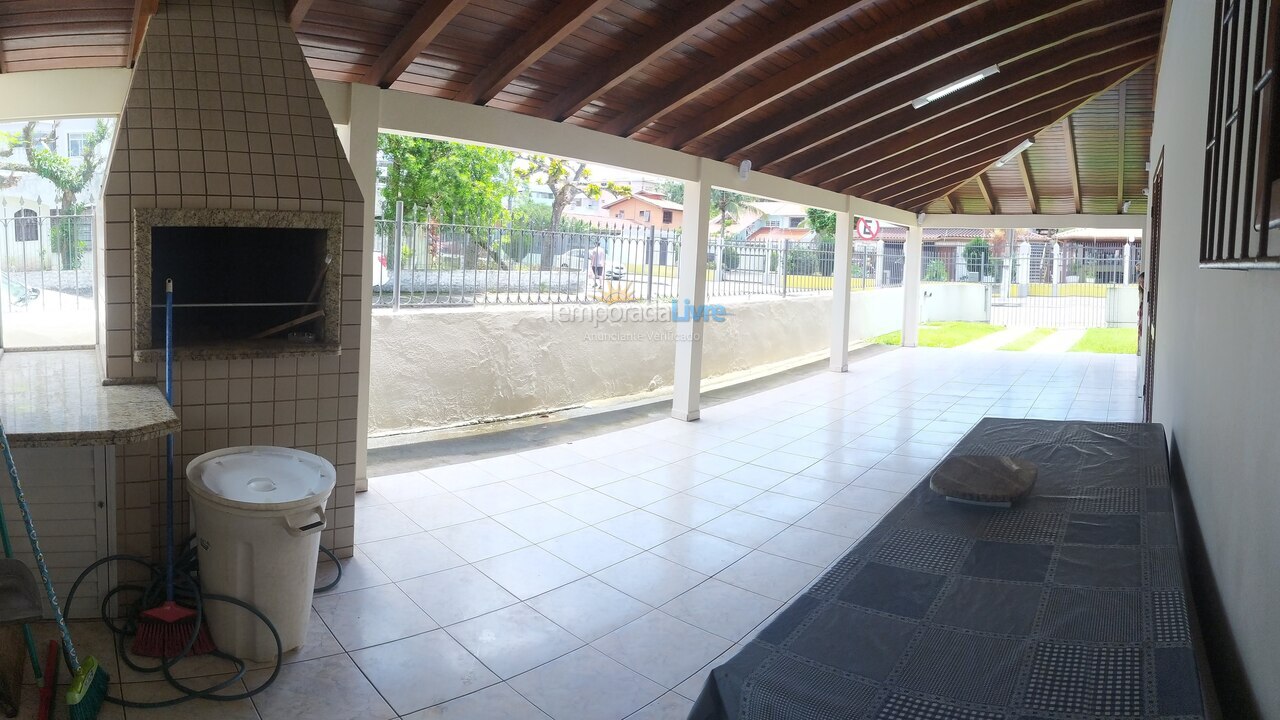 House for vacation rental in Florianopolis (Canasvieiras)