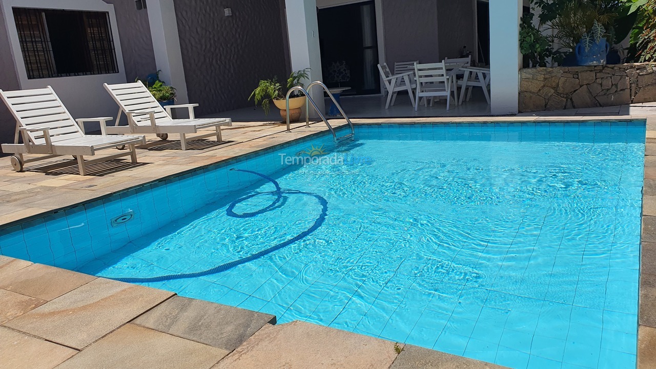 Casa para aluguel de temporada em Guarujá (Jardim Virgínia)
