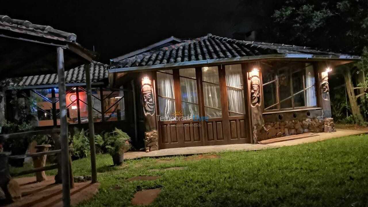 Casa para alquiler de vacaciones em Garopaba (Praia da Ferrugem)