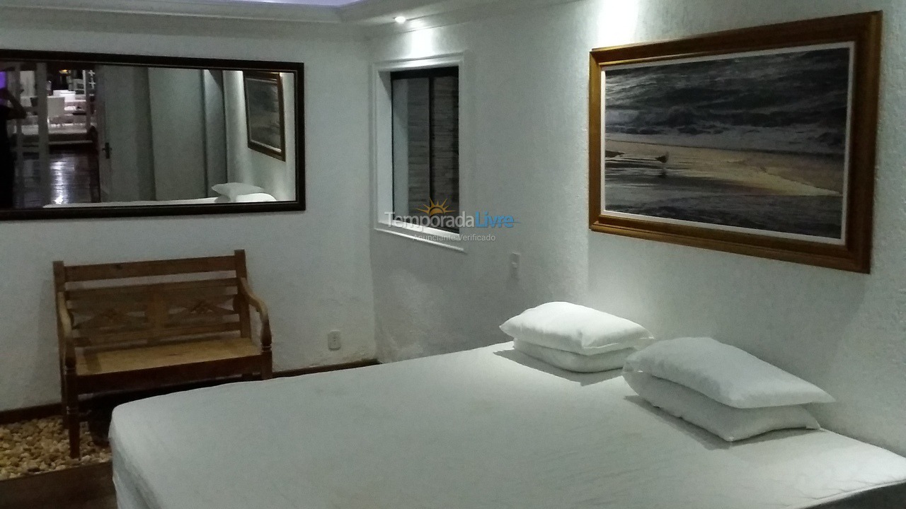 Casa para aluguel de temporada em Cabo Frio (Peró)