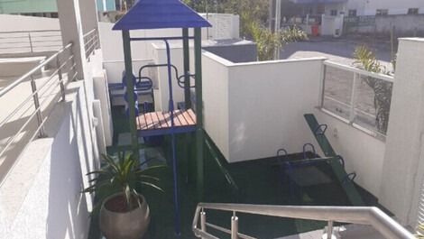 Británico / Gaviotas a 180m del mar