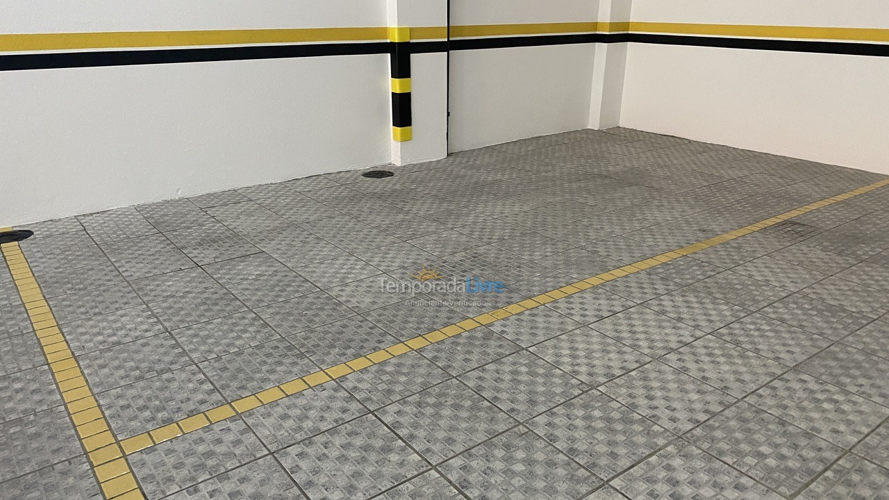 Apartment for vacation rental in Itapema (Meia Praia)