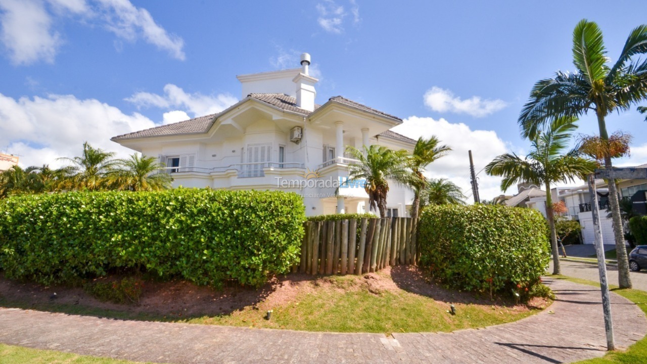 Casa para aluguel de temporada em Florianopolis (Jurerê Internacional)